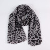 Bufanda larga de leopardo gris