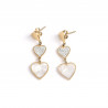 Pendientes de acero inoxidable dorado con 2 corazones nacarados